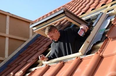 Pose de fenêtres de toit Velux à Thégra